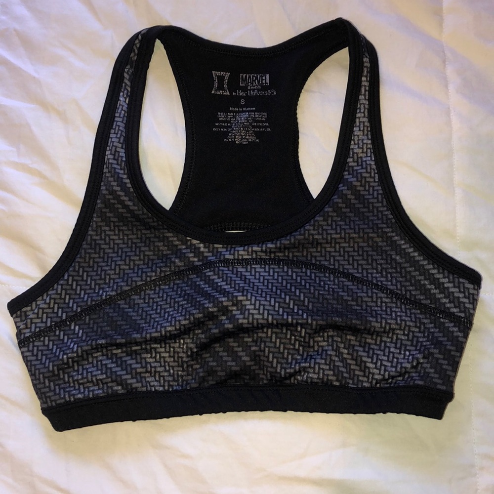 ✨Marvel Black-widow Sports Bra